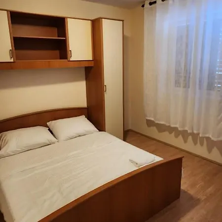 アパート Villa Trpanj